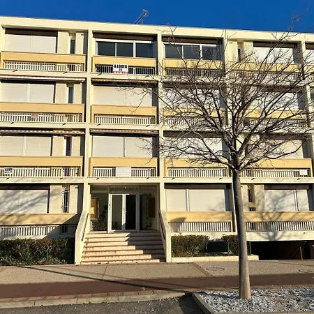 Apartment T2 Climatise Face A La Cure Balaruc-les-Bains